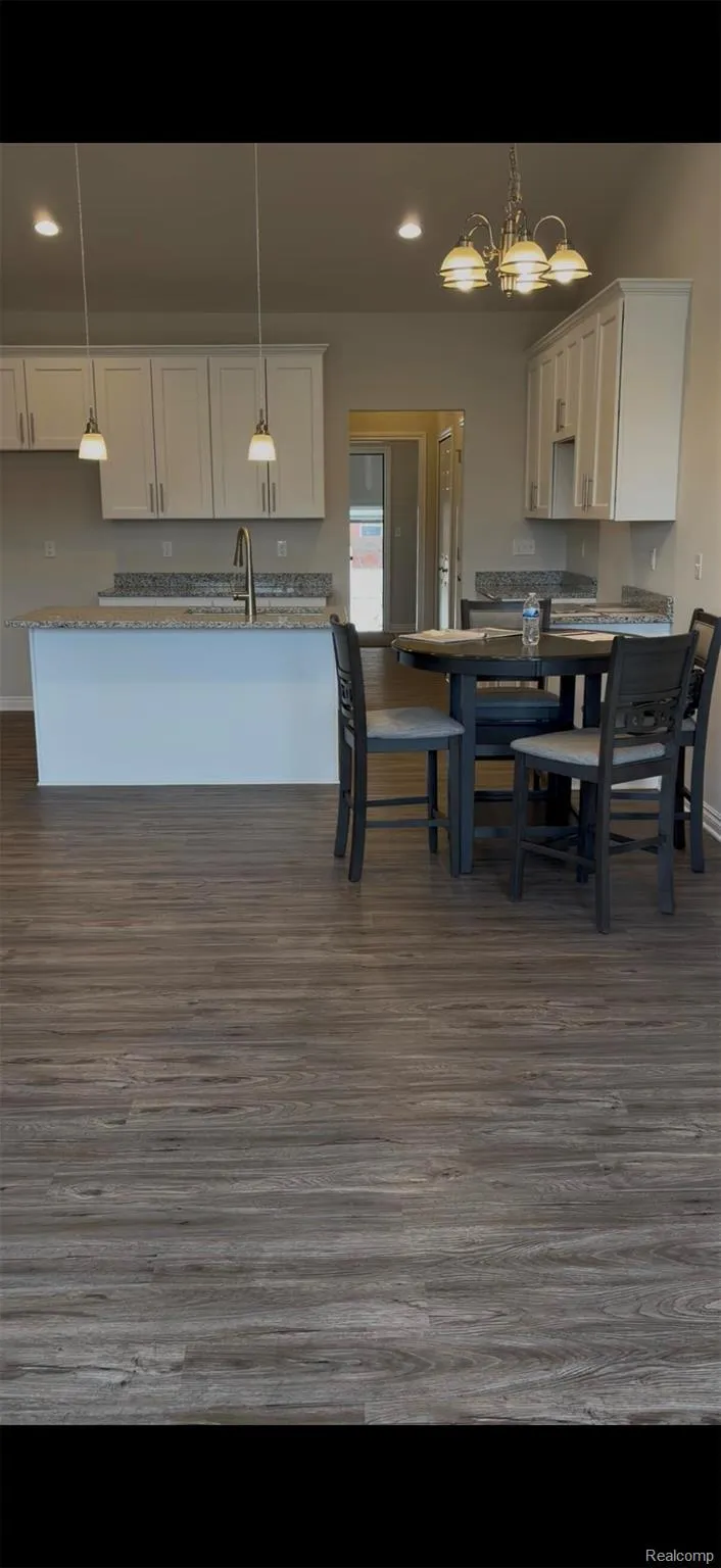 48810 Birmingham Drive #36 Chesterfield Township, MI 48047
