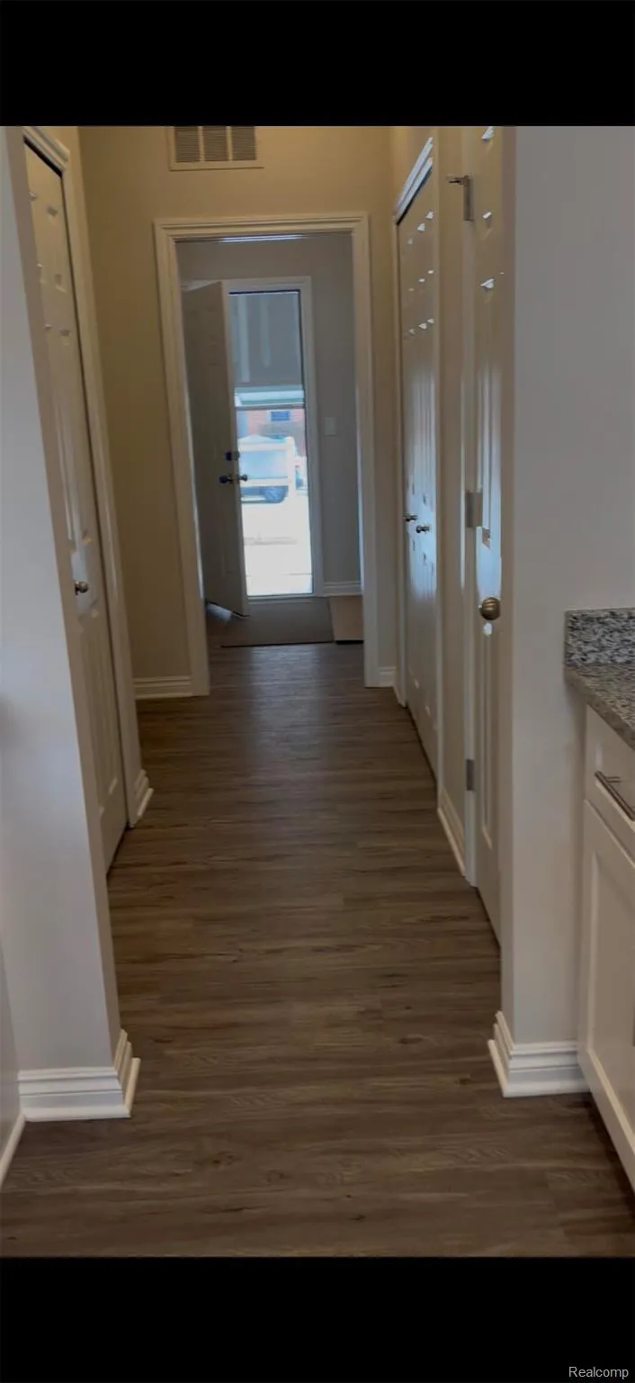 48810 Birmingham Drive #36 Chesterfield Township, MI 48047