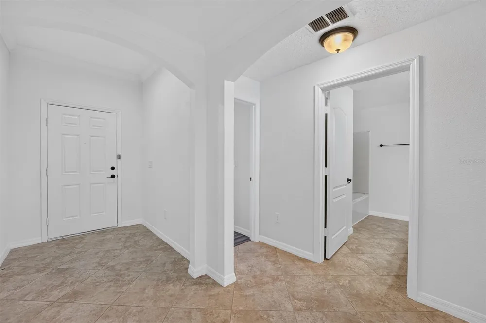 10648 INSIDE LOOP Orlando, FL 32825