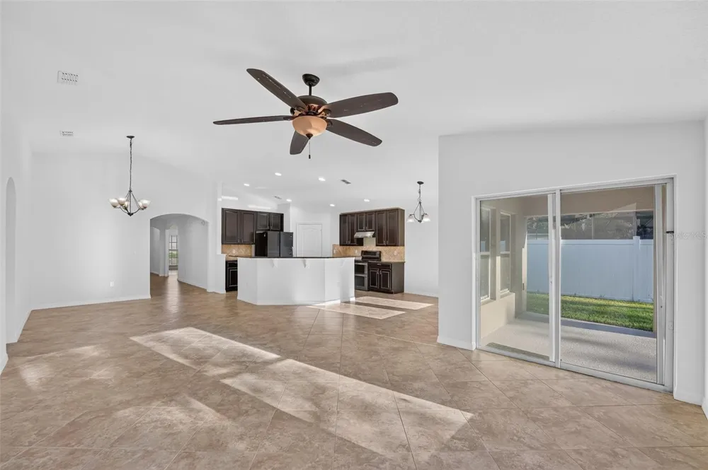 10648 INSIDE LOOP Orlando, FL 32825