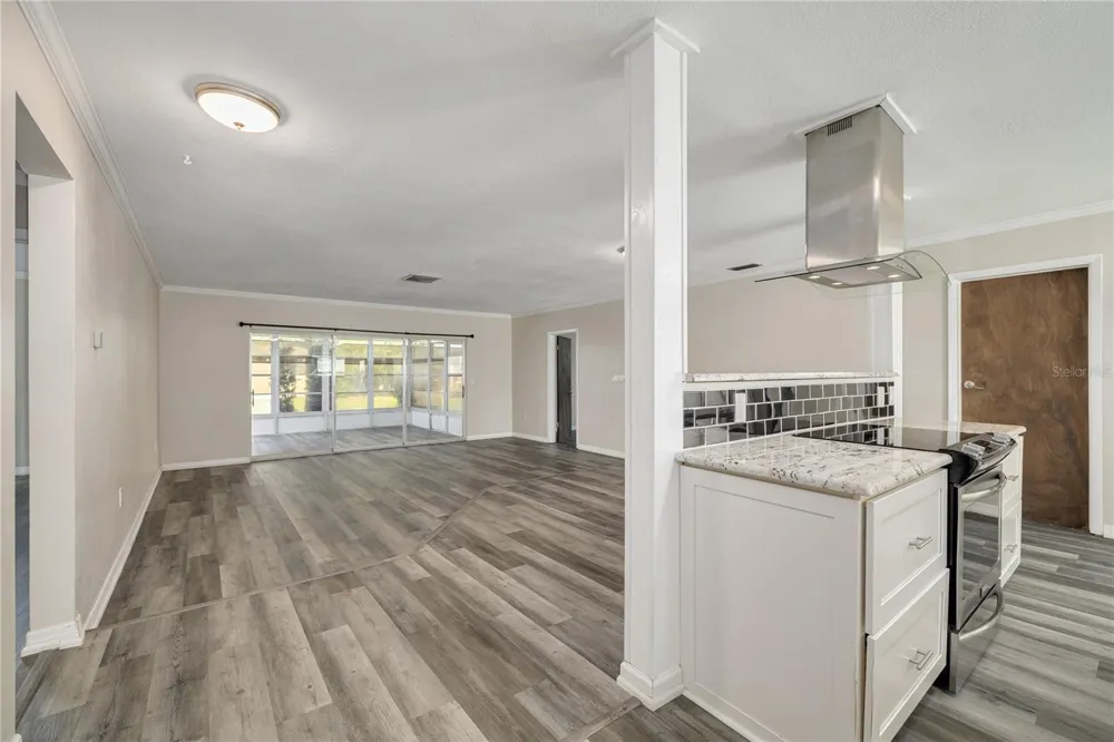 29786 67TH WAY Clearwater, FL 33761