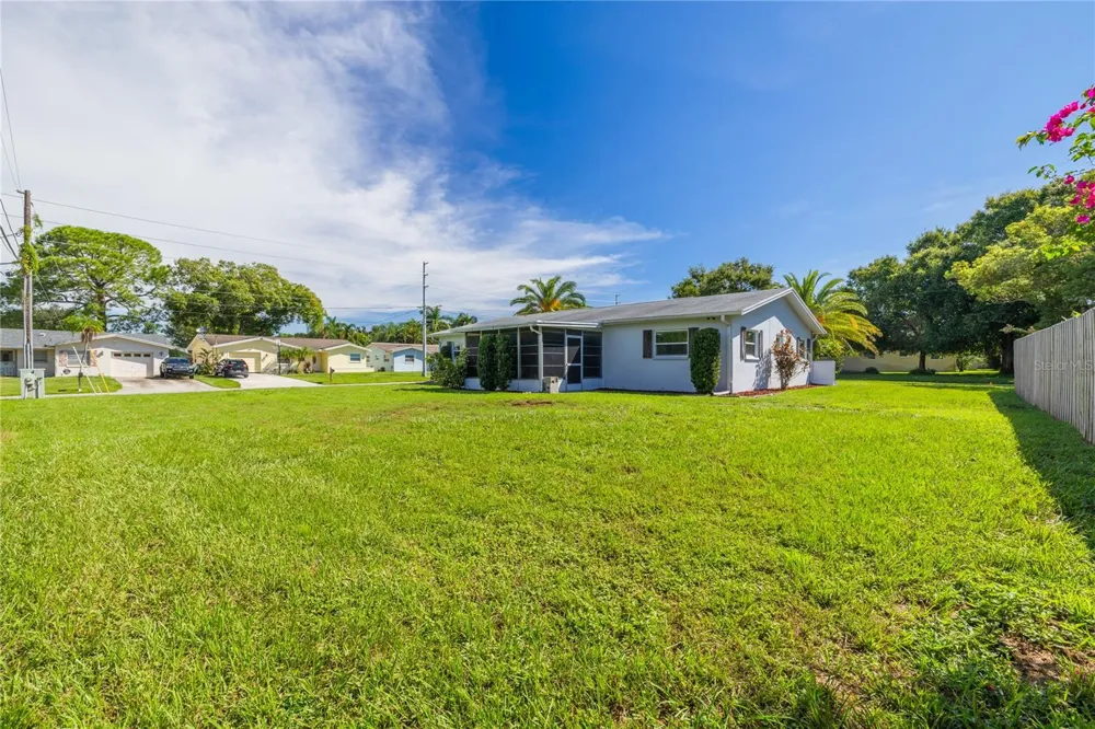 29786 67TH WAY Clearwater, FL 33761
