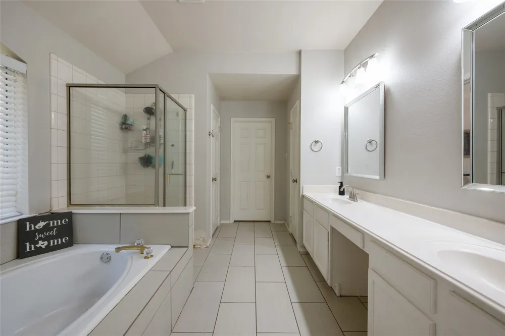 4844 Grinstein Drive Fort Worth, TX 76244