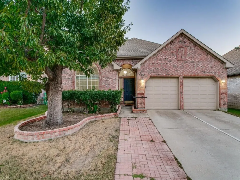 2225 Starleaf Place Flower Mound, TX 75022