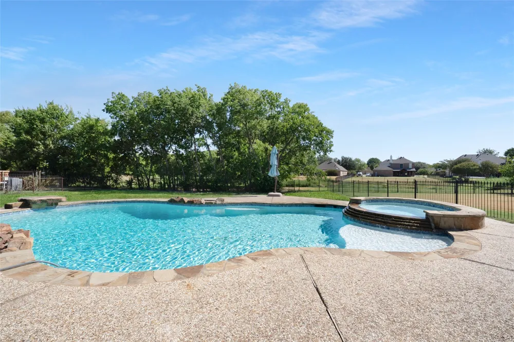112 Dunford Drive Heath, TX 75032