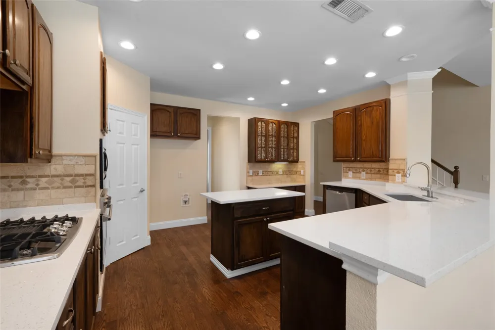 112 Dunford Drive Heath, TX 75032