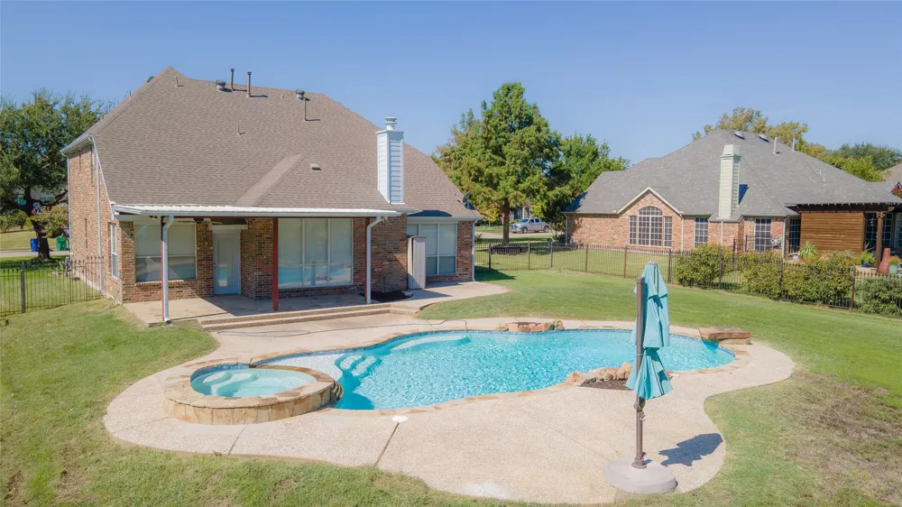 112 Dunford Drive Heath, TX 75032