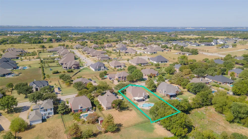 112 Dunford Drive Heath, TX 75032