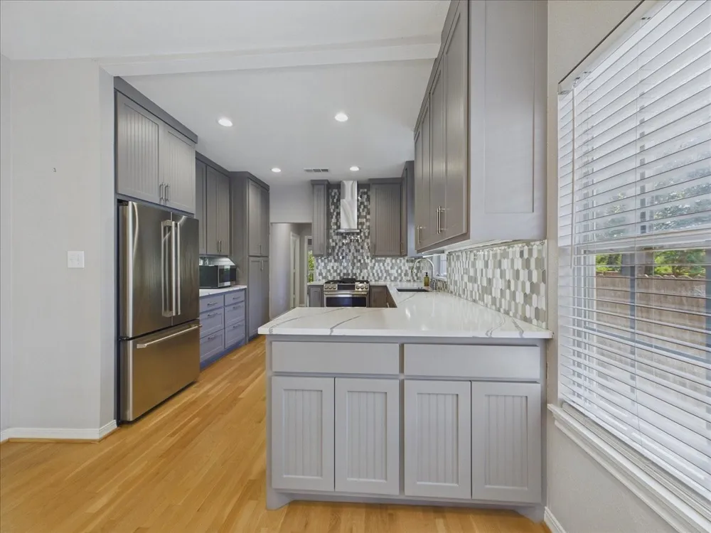 6100 Victor Street Dallas, TX 75214