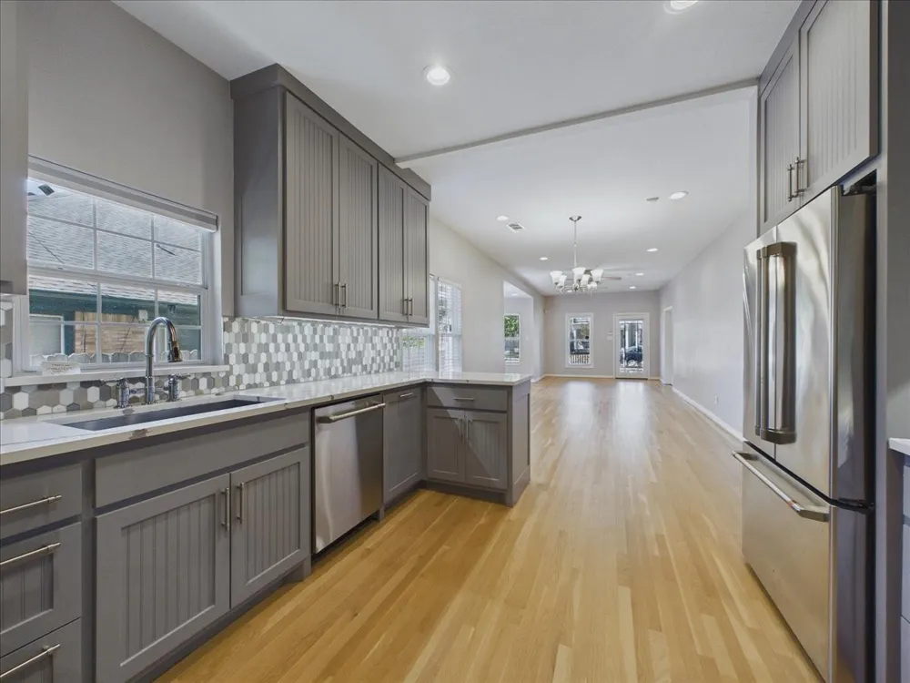 6100 Victor Street Dallas, TX 75214