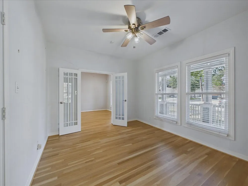 6100 Victor Street Dallas, TX 75214