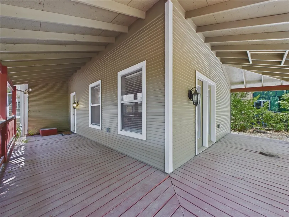 6100 Victor Street Dallas, TX 75214