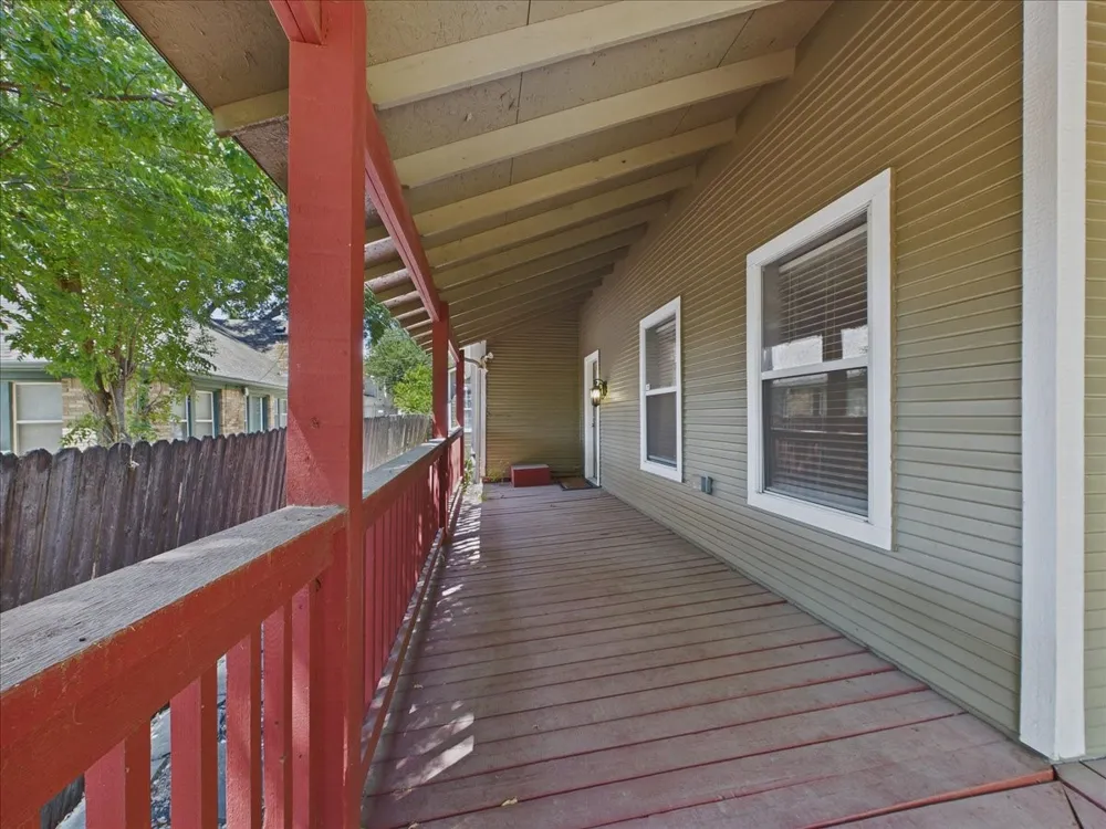 6100 Victor Street Dallas, TX 75214