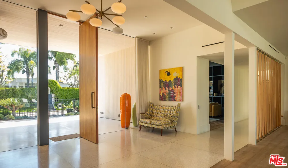 1885 Carla Rdg Beverly Hills, CA 90210