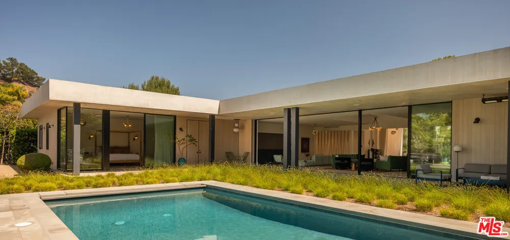 1885 Carla Rdg Beverly Hills, CA 90210