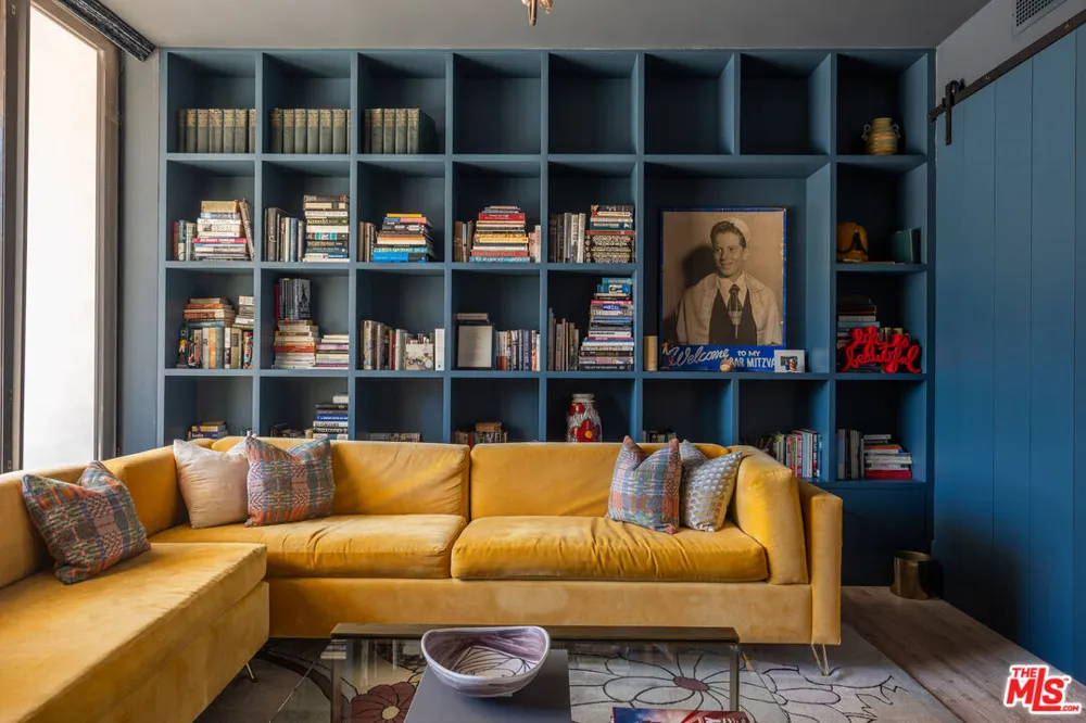 1885 Carla Rdg Beverly Hills, CA 90210