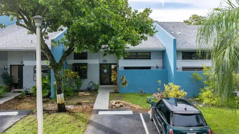 2840 S OAKLAND FOREST DRIVE #2703