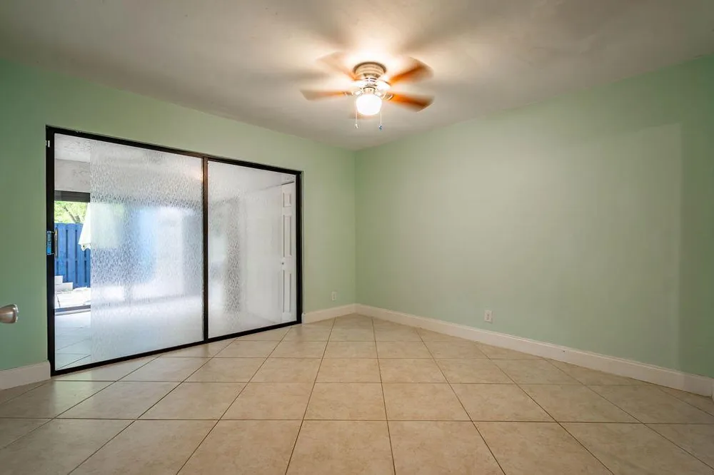 2840 S OAKLAND FOREST DRIVE #2703 Oakland Park, FL 33309
