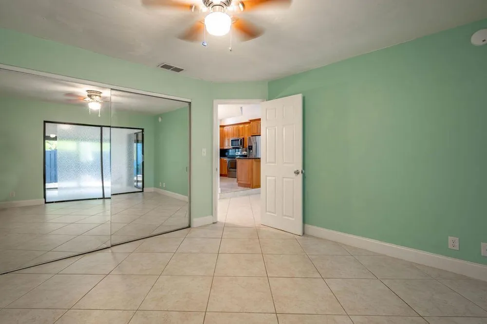 2840 S OAKLAND FOREST DRIVE #2703 Oakland Park, FL 33309