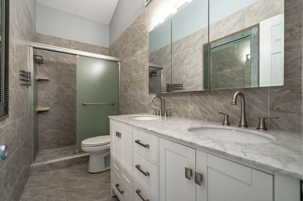 2840 S OAKLAND FOREST DRIVE #2703 Oakland Park, FL 33309