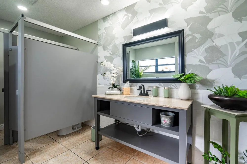 2840 S OAKLAND FOREST DRIVE #2703 Oakland Park, FL 33309