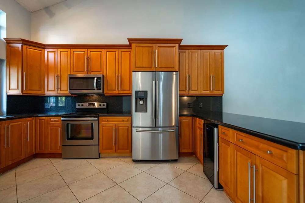 2840 S OAKLAND FOREST DRIVE #2703 Oakland Park, FL 33309