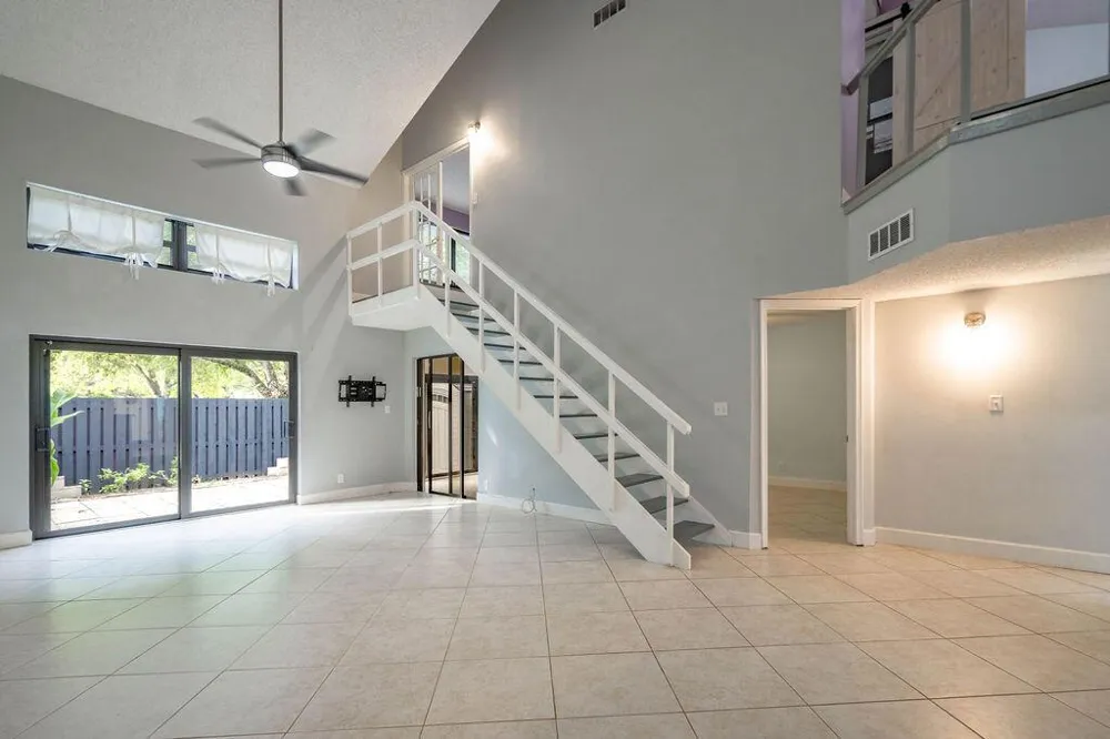2840 S OAKLAND FOREST DRIVE #2703 Oakland Park, FL 33309
