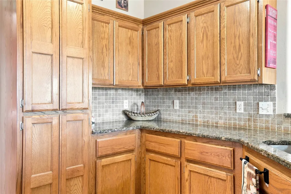 102145 N3710 Castle, OK 74833