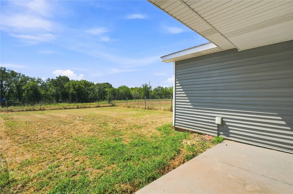 102145 N3710 Castle, OK 74833