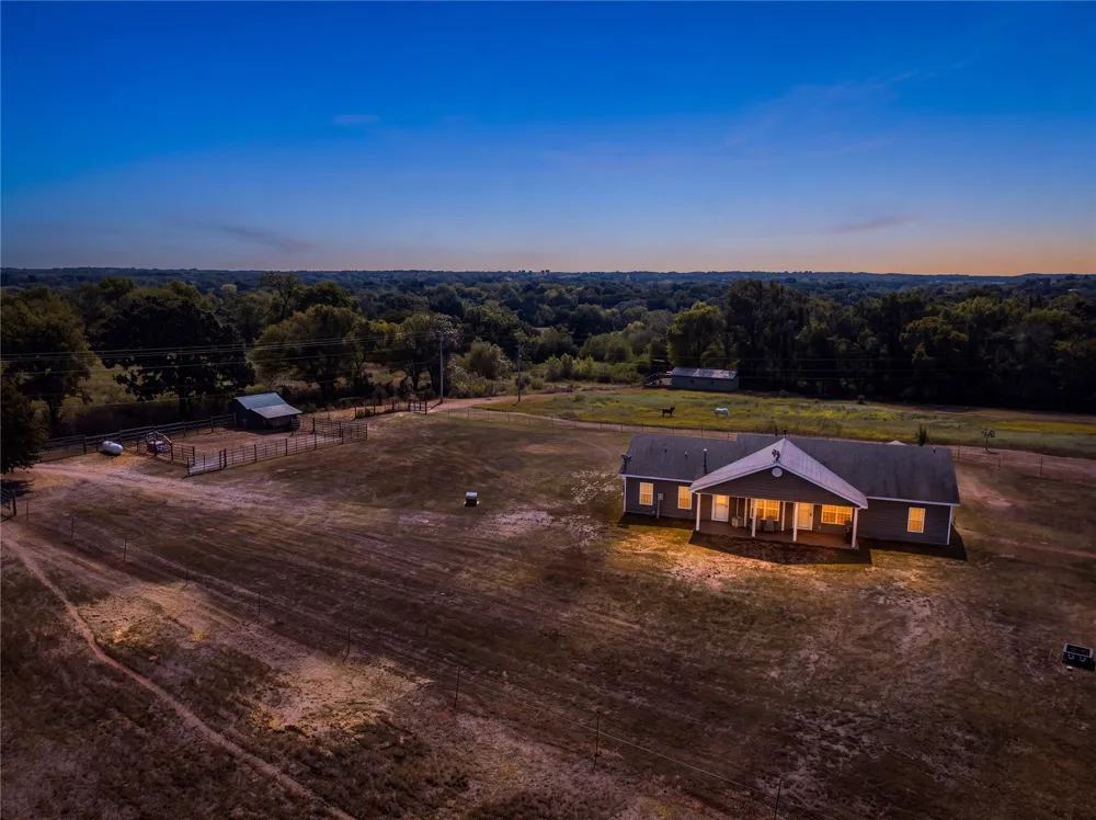 102145 N3710 Castle, OK 74833