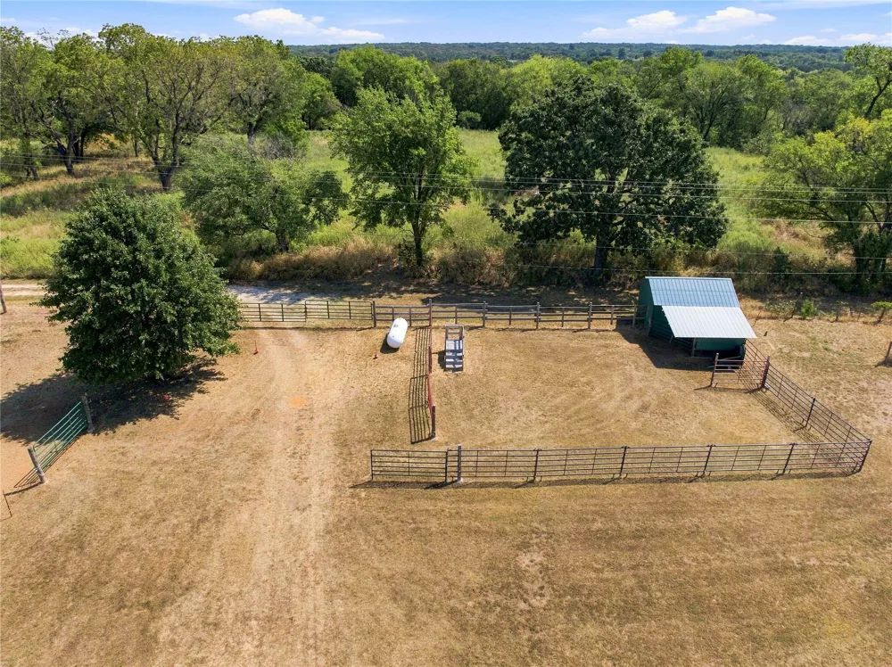 102145 N3710 Castle, OK 74833