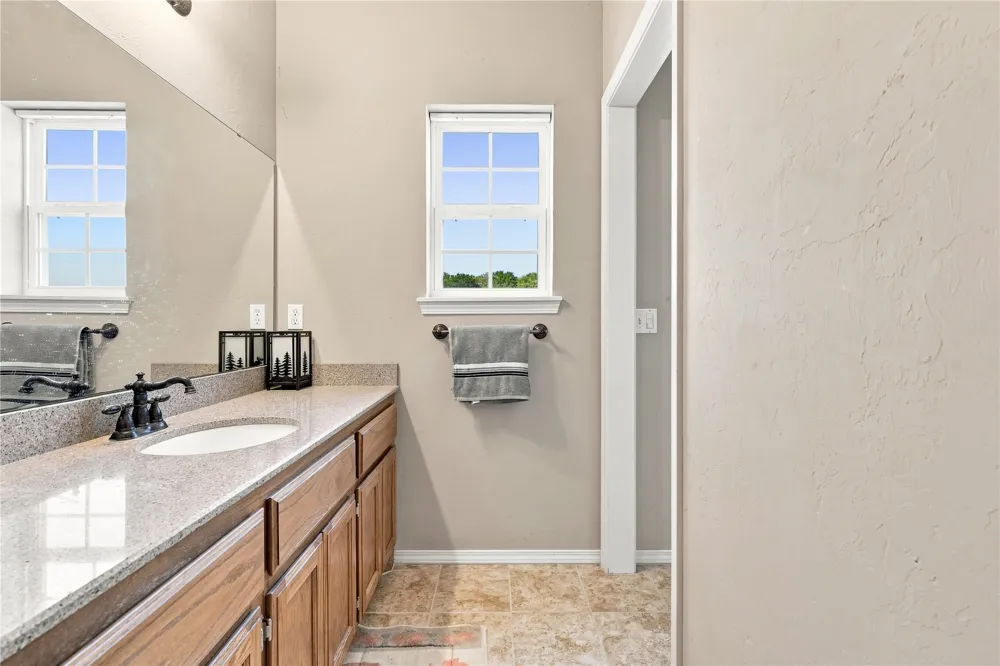 102145 N3710 Castle, OK 74833