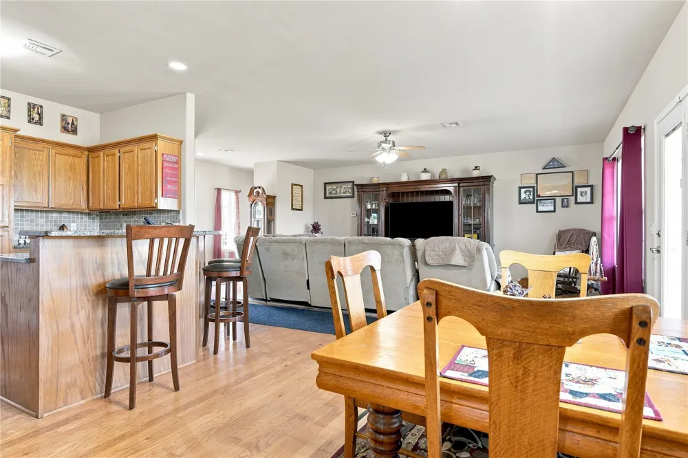 102145 N3710 Castle, OK 74833
