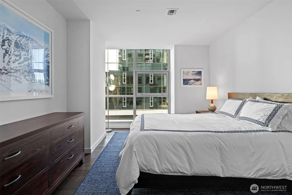188 Bellevue Way NE #411 Bellevue, WA 98004