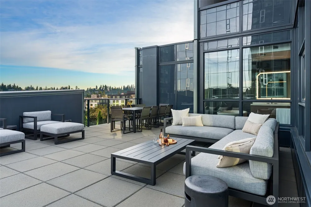 188 Bellevue Way NE #411 Bellevue, WA 98004