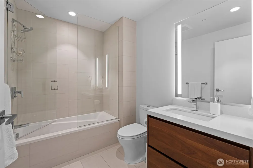 188 Bellevue Way NE #411 Bellevue, WA 98004