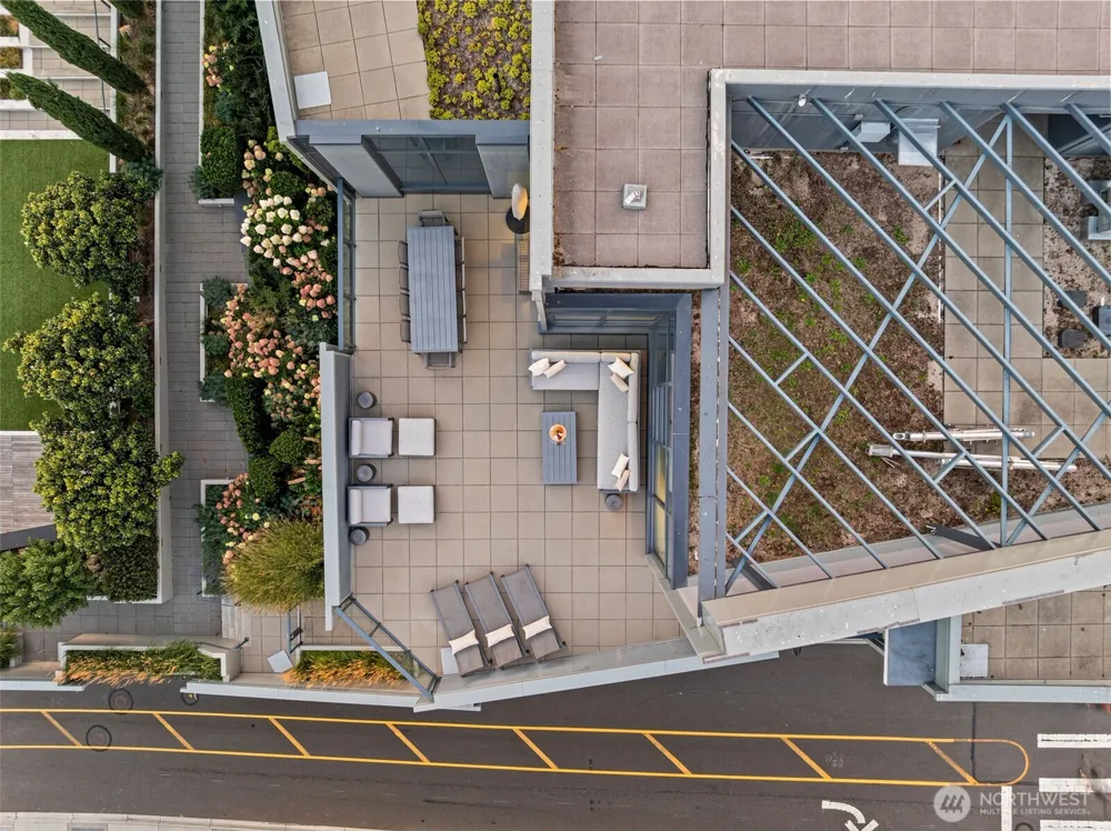 188 Bellevue Way NE #411 Bellevue, WA 98004