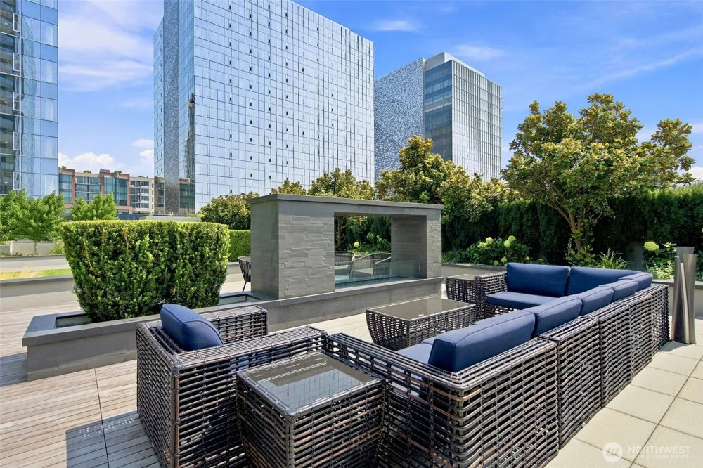 188 Bellevue Way NE #411 Bellevue, WA 98004