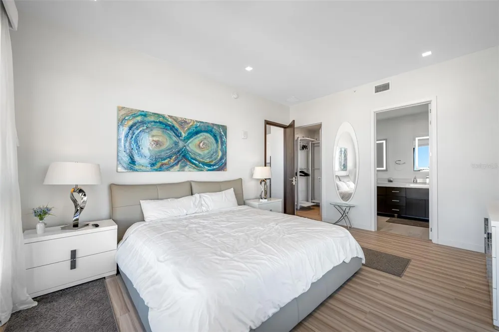 5 OSCEOLA AVENUE #508 Clearwater, FL 33755