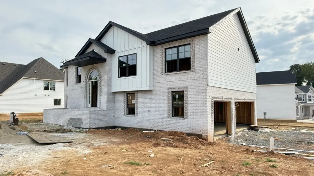 351 Hereford Farms Clarksville, TN 37043
