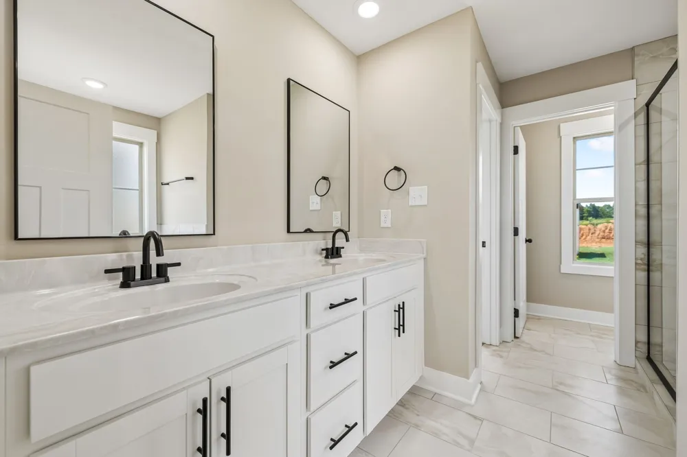 351 Hereford Farms Clarksville, TN 37043