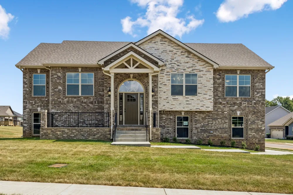 351 Hereford Farms Clarksville, TN 37043