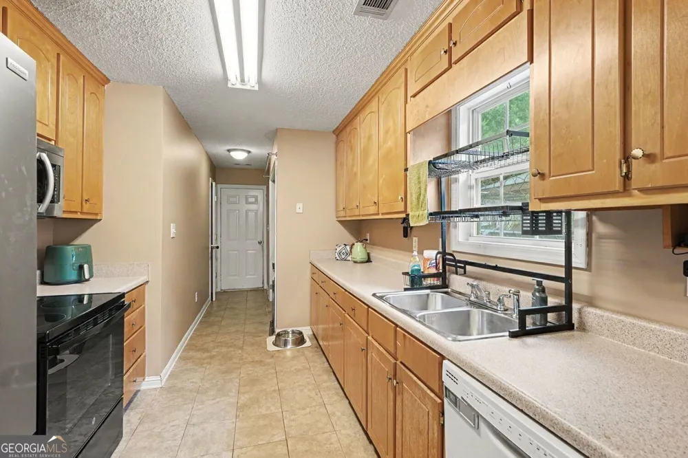 513 Wylderose LN Locust Grove, GA 30248