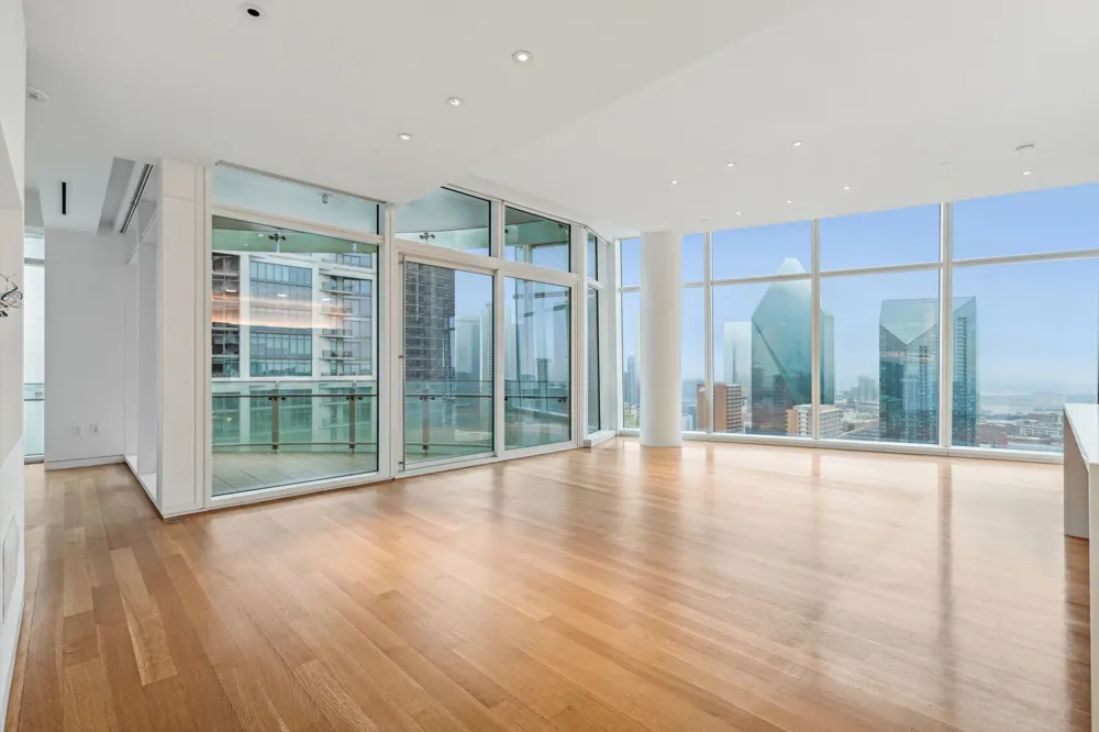 1918 Olive Street #2703 Dallas, TX 75201