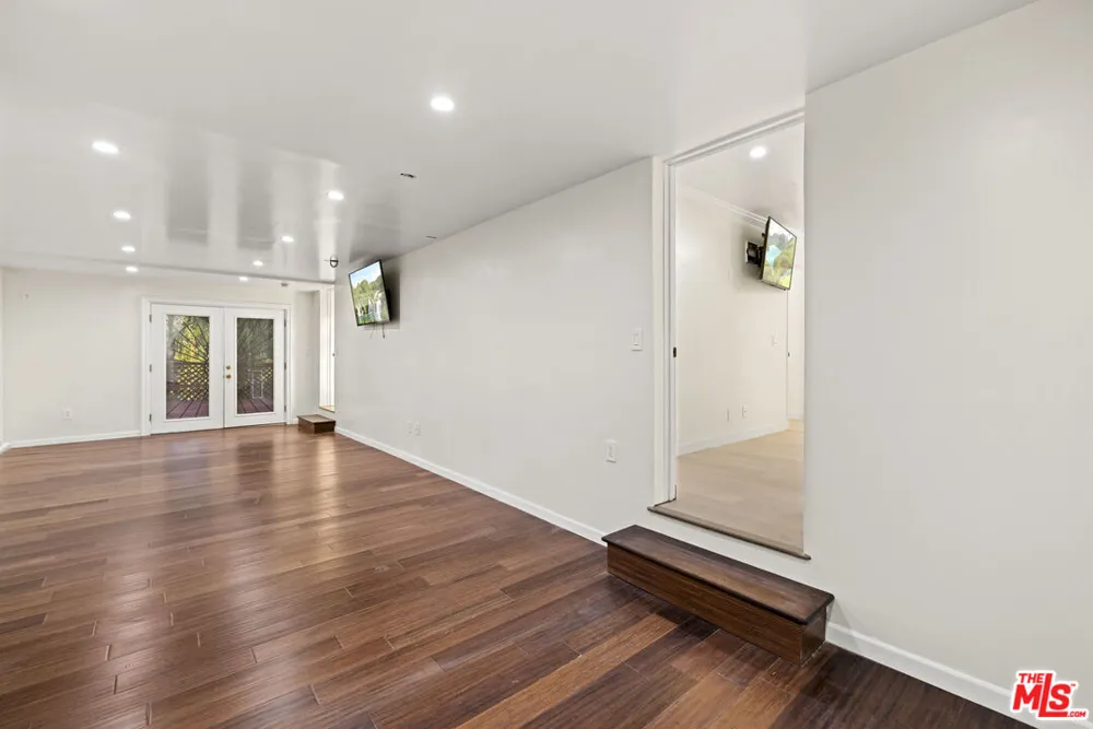 10941 Cardamine Place Los Angeles, CA 91042