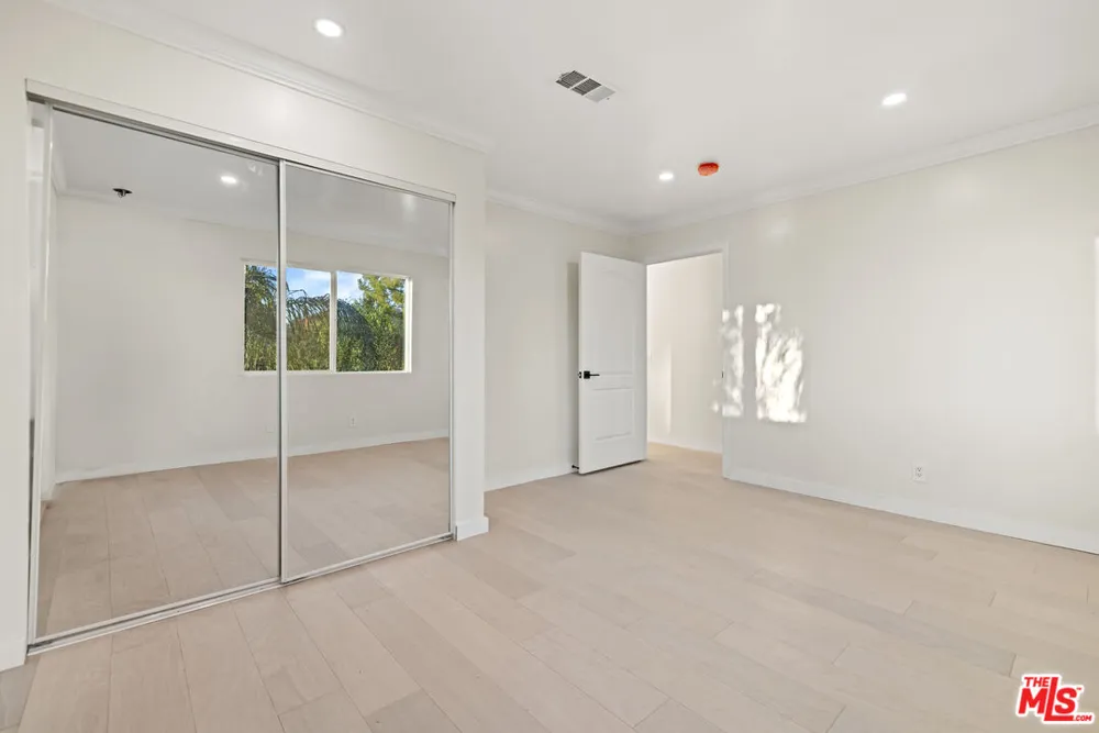 10941 Cardamine Place Los Angeles, CA 91042