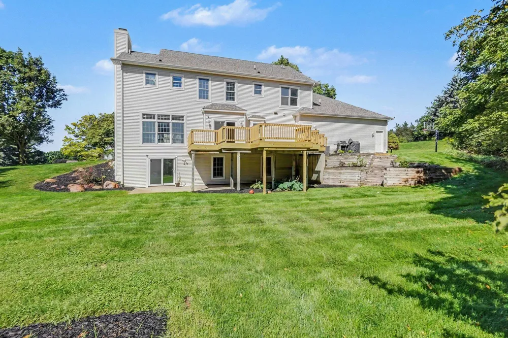 7520 Steeplebush Lane NE Belmont, MI 49306
