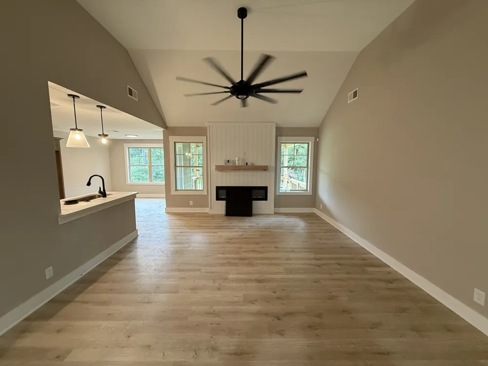 355 Hereford Farms Clarksville, TN 37043