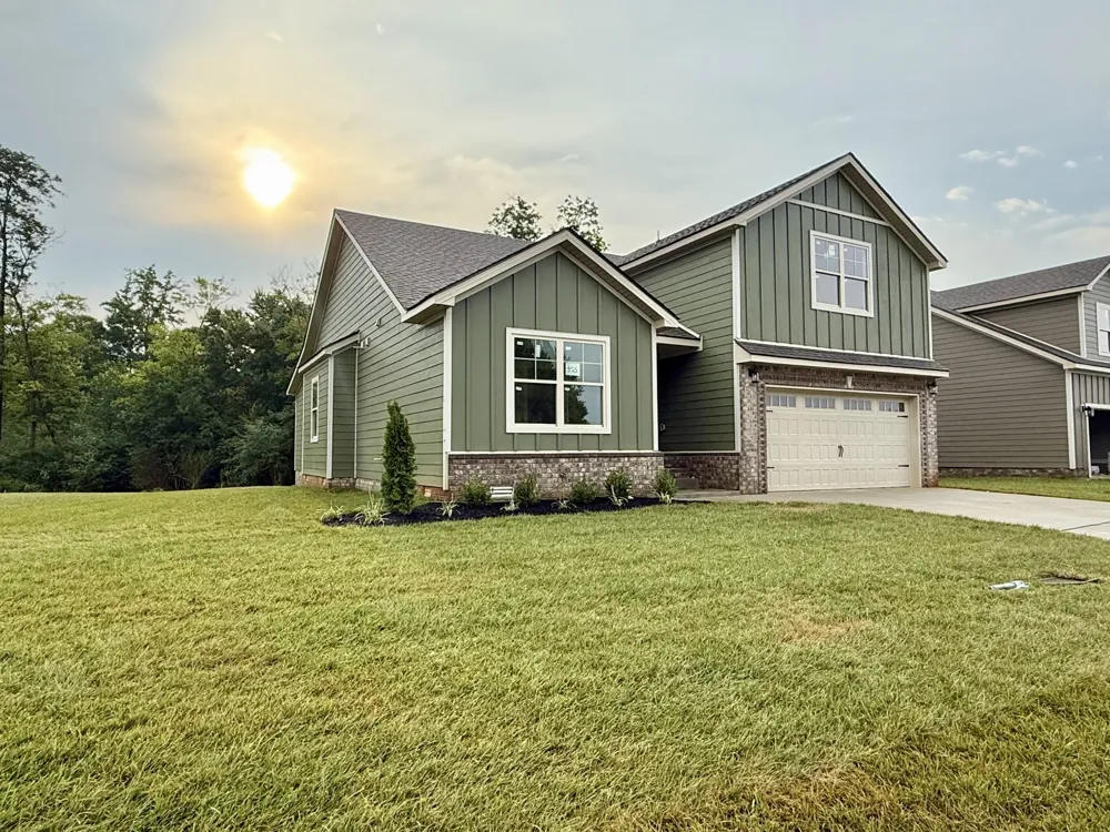 355 Hereford Farms Clarksville, TN 37043