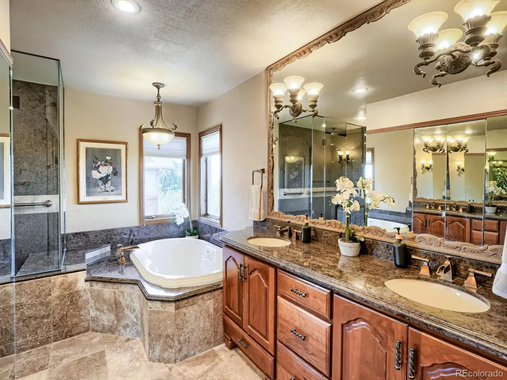14071 W Center Drive Denver, CO 80228